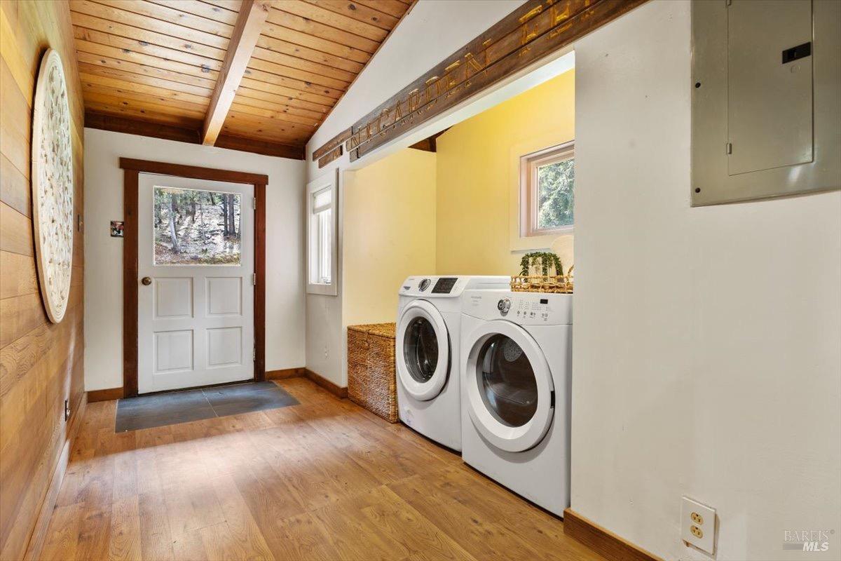 Detail Gallery Image 47 of 72 For 12076 Cloud Ridge Rd, Healdsburg,  CA 95448 - 6 Beds | 4 Baths