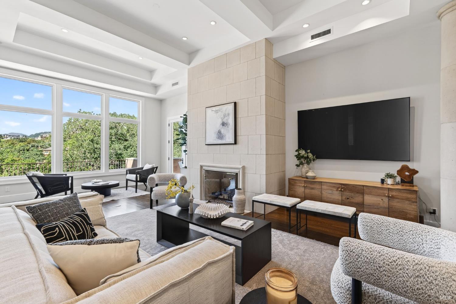 Detail Gallery Image 17 of 76 For 418 Saint Andrews Dr, Napa,  CA 94558 - 5 Beds | 4/2 Baths