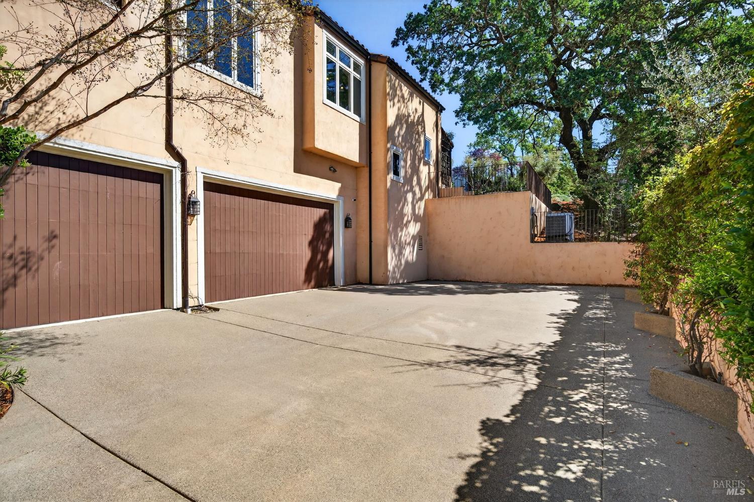 Detail Gallery Image 70 of 76 For 418 Saint Andrews Dr, Napa,  CA 94558 - 5 Beds | 4/2 Baths