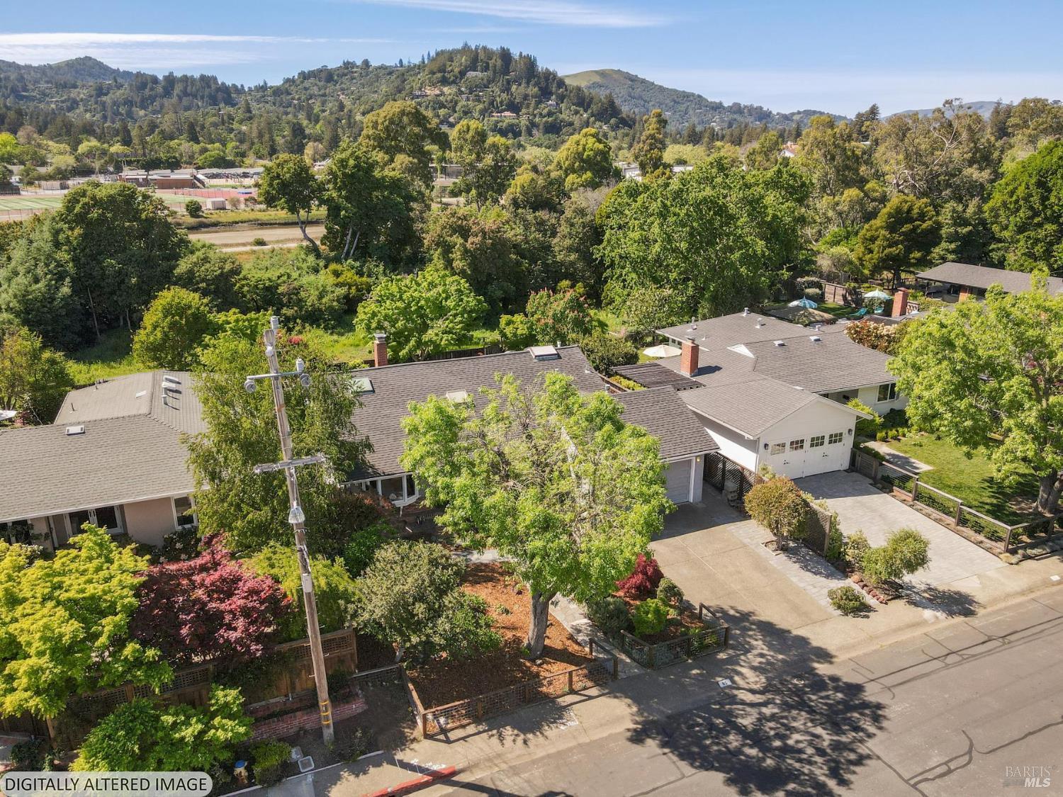 Detail Gallery Image 60 of 62 For 85 Berens Dr, Kentfield,  CA 94904 - 3 Beds | 2 Baths