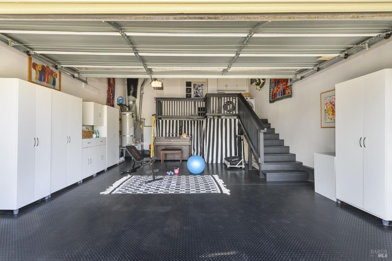 Detail Gallery Image 24 of 31 For 41 Spindrift Psge, Corte Madera,  CA 94925 - 3 Beds | 2 Baths