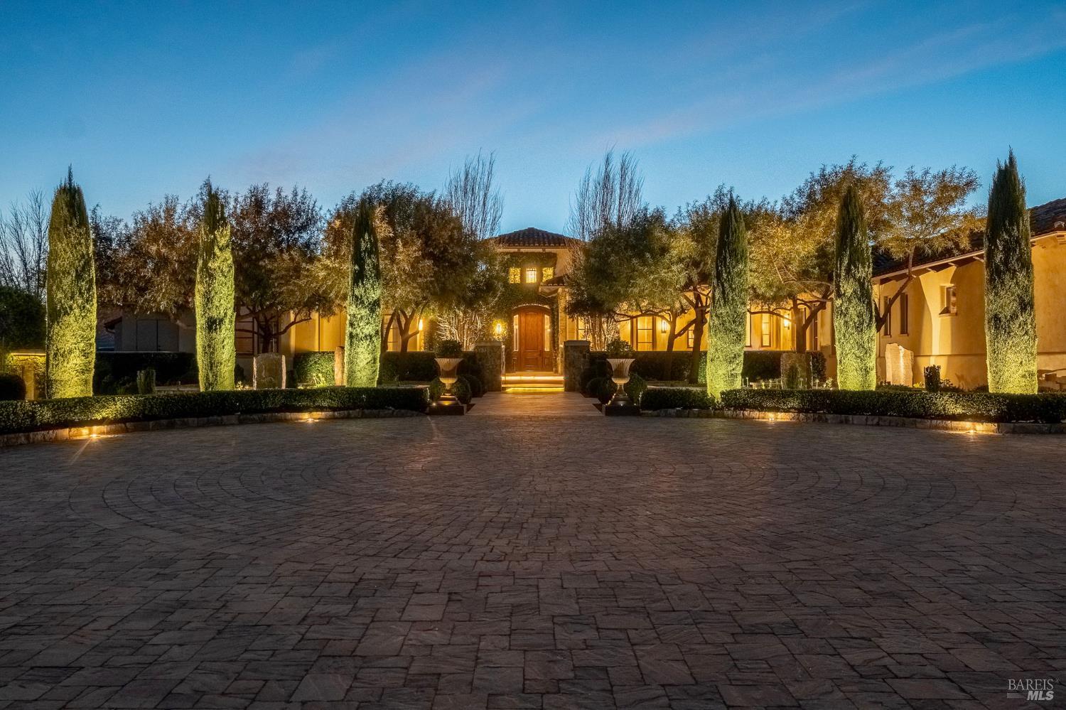 Detail Gallery Image 5 of 74 For 21 Vista Ranch Rd, Napa,  CA 94558 - 4 Beds | 4/1 Baths