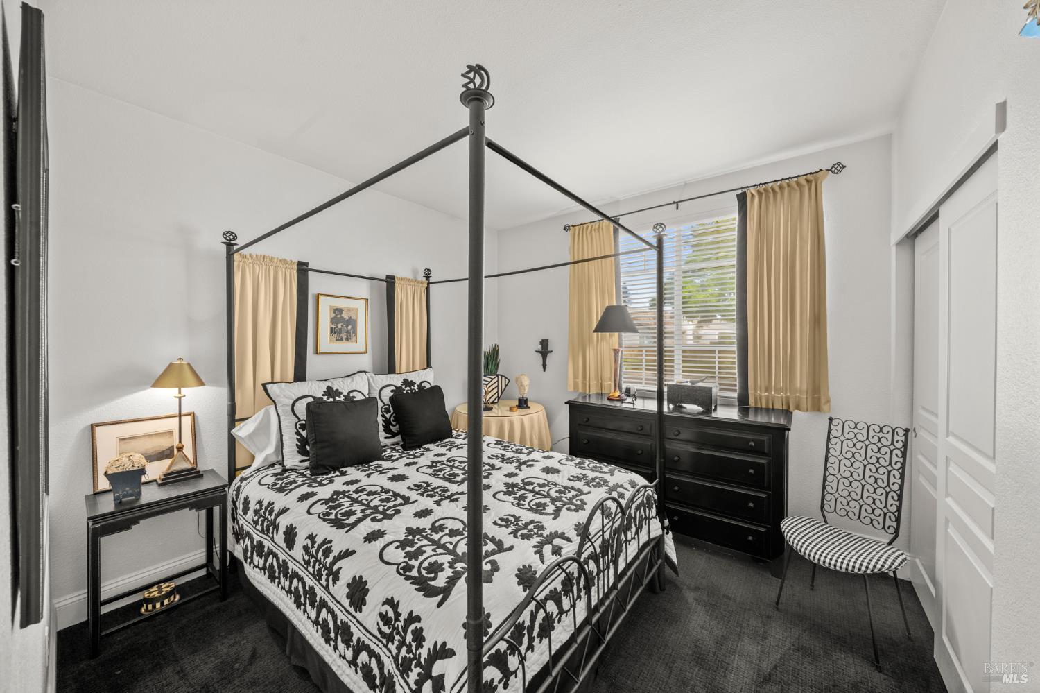 Detail Gallery Image 33 of 62 For 208 Mandarin Cir, Vacaville,  CA 95687 - 2 Beds | 2 Baths