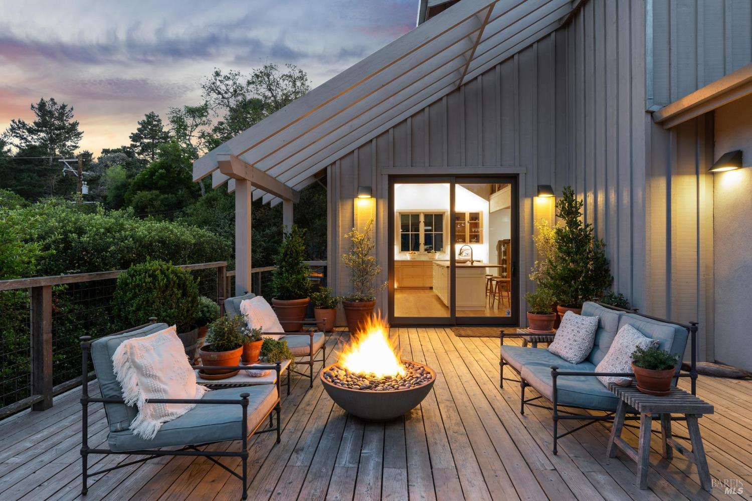 Detail Gallery Image 52 of 61 For 512 Browning Ct, Mill Valley,  CA 94941 - 4 Beds | 3 Baths