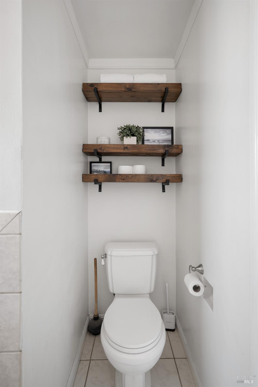 Detail Gallery Image 12 of 34 For 215 Hampshire St, Vallejo,  CA 94590 - 2 Beds | 1 Baths