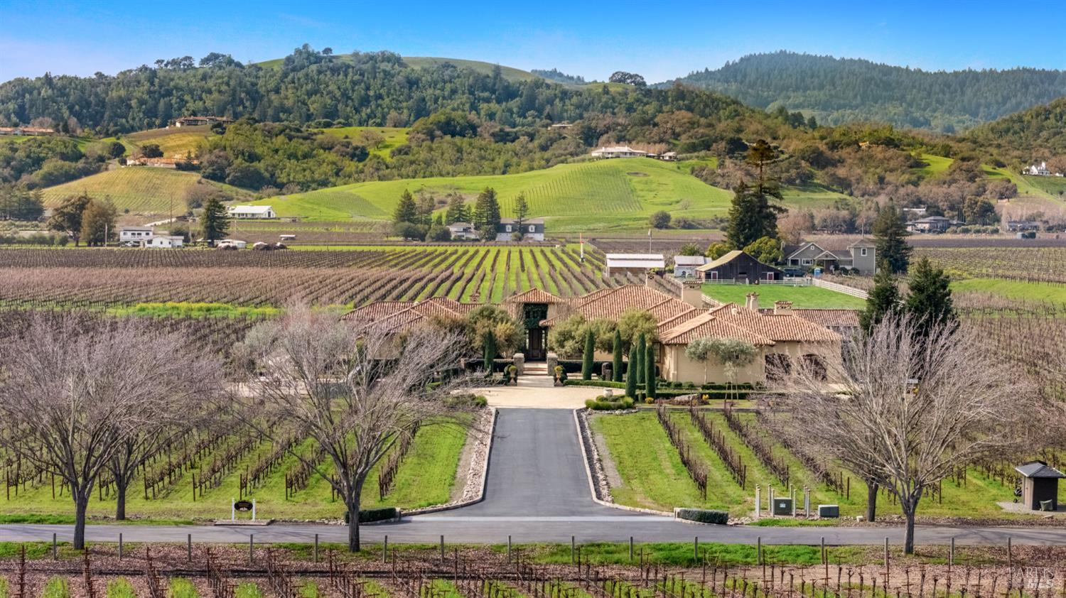 Detail Gallery Image 4 of 74 For 21 Vista Ranch Rd, Napa,  CA 94558 - 4 Beds | 4/1 Baths