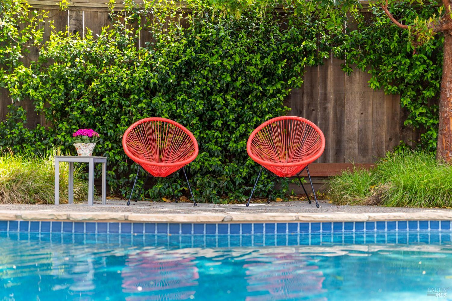 Detail Gallery Image 43 of 93 For 184 Cobblestone Dr, San Rafael,  CA 94903 - 4 Beds | 2 Baths