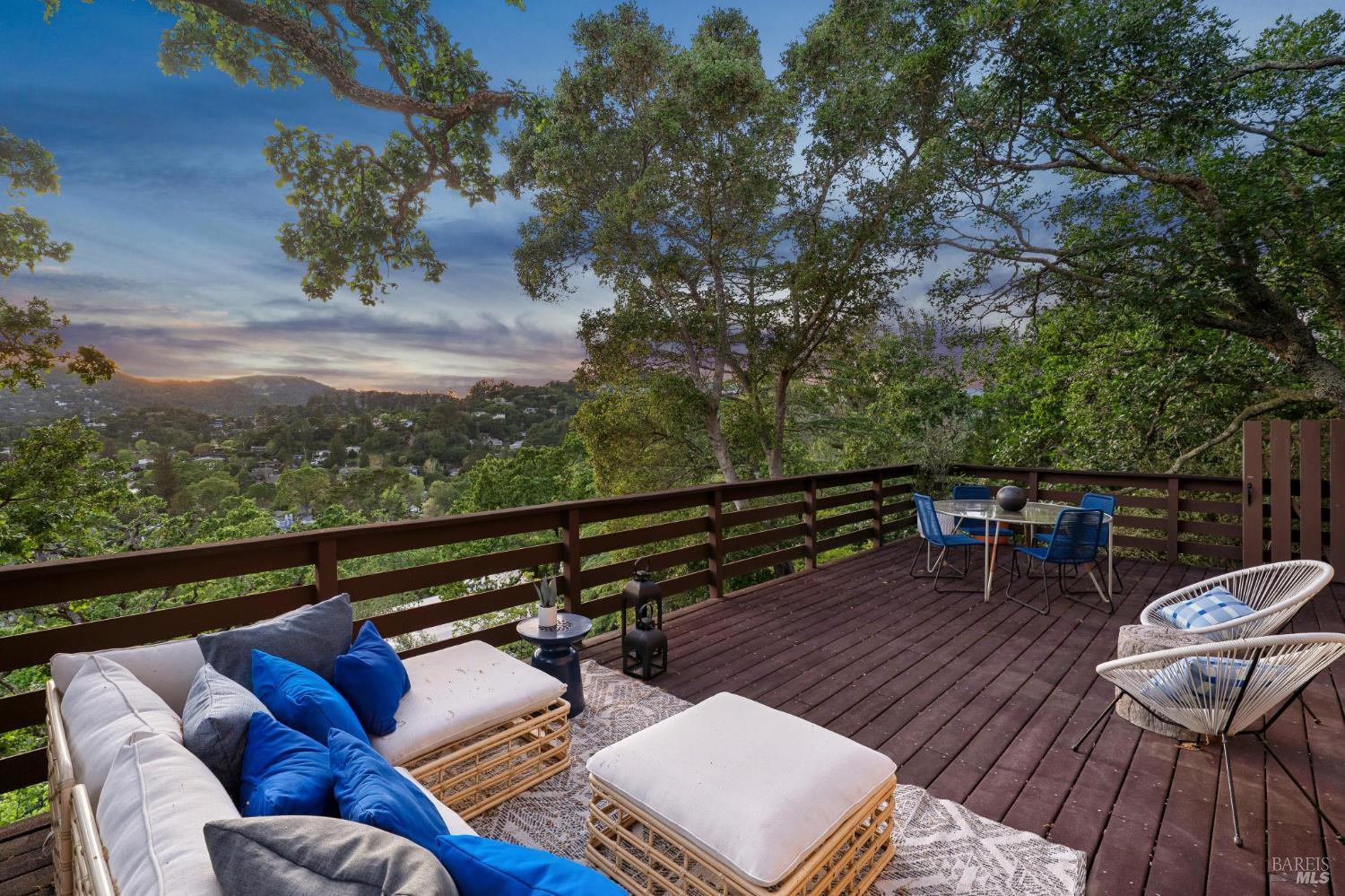 Detail Gallery Image 49 of 52 For 95 Ridge Rd, San Anselmo,  CA 94960 - 2 Beds | 1/1 Baths