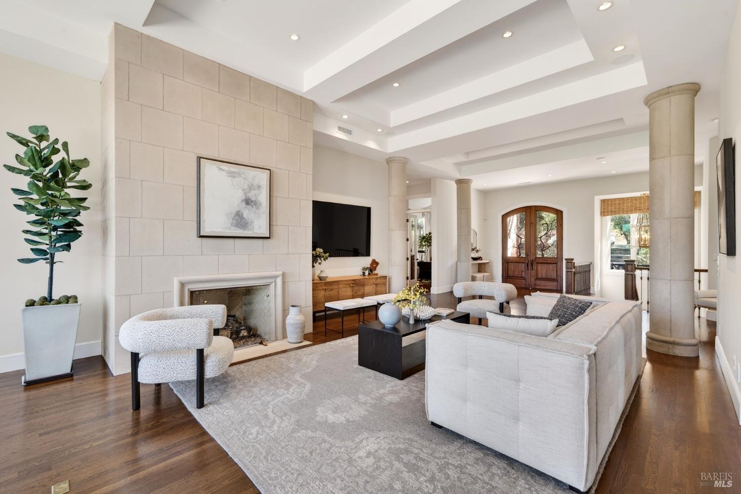 Detail Gallery Image 18 of 76 For 418 Saint Andrews Dr, Napa,  CA 94558 - 5 Beds | 4/2 Baths