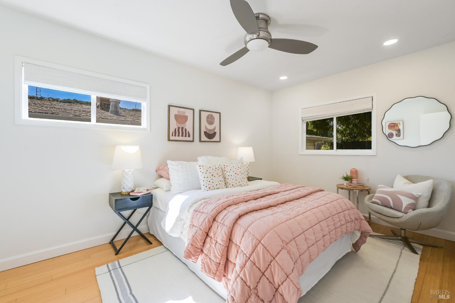 Detail Gallery Image 22 of 48 For 115 Myrtle Ave, San Rafael,  CA 94901 - 3 Beds | 2 Baths