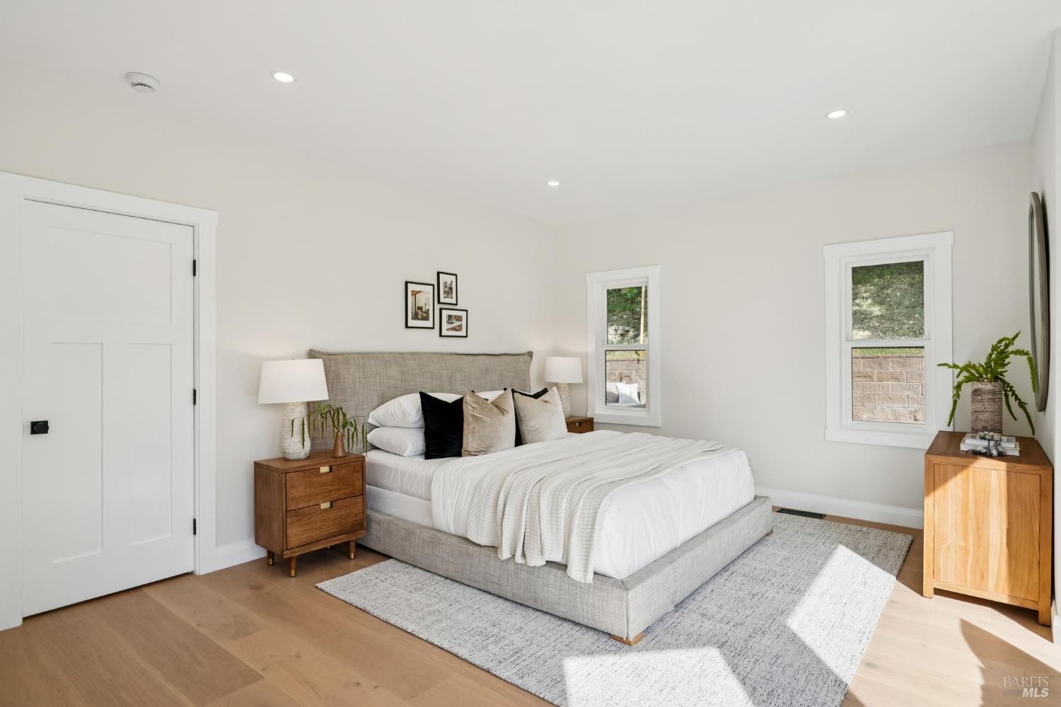Detail Gallery Image 51 of 93 For 88 Lincoln Park Unkn, San Anselmo,  CA 94960 - 4 Beds | 4/1 Baths