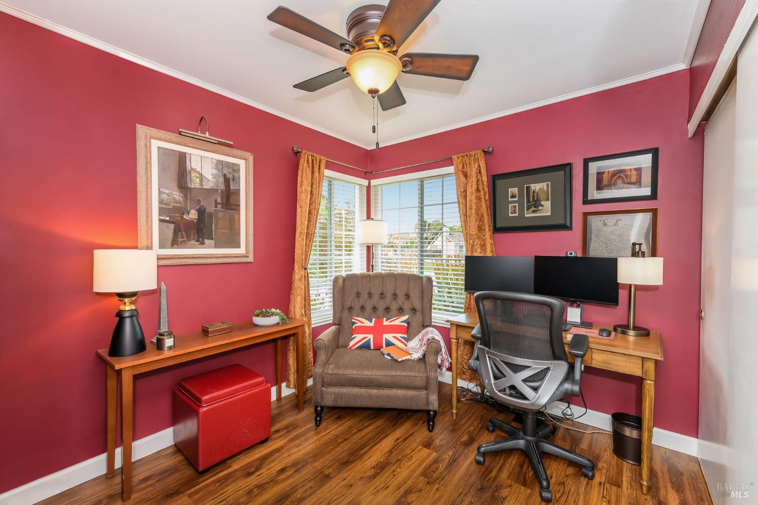 Detail Gallery Image 22 of 33 For 1702 Northstar Dr, Petaluma,  CA 94954 - 3 Beds | 2 Baths