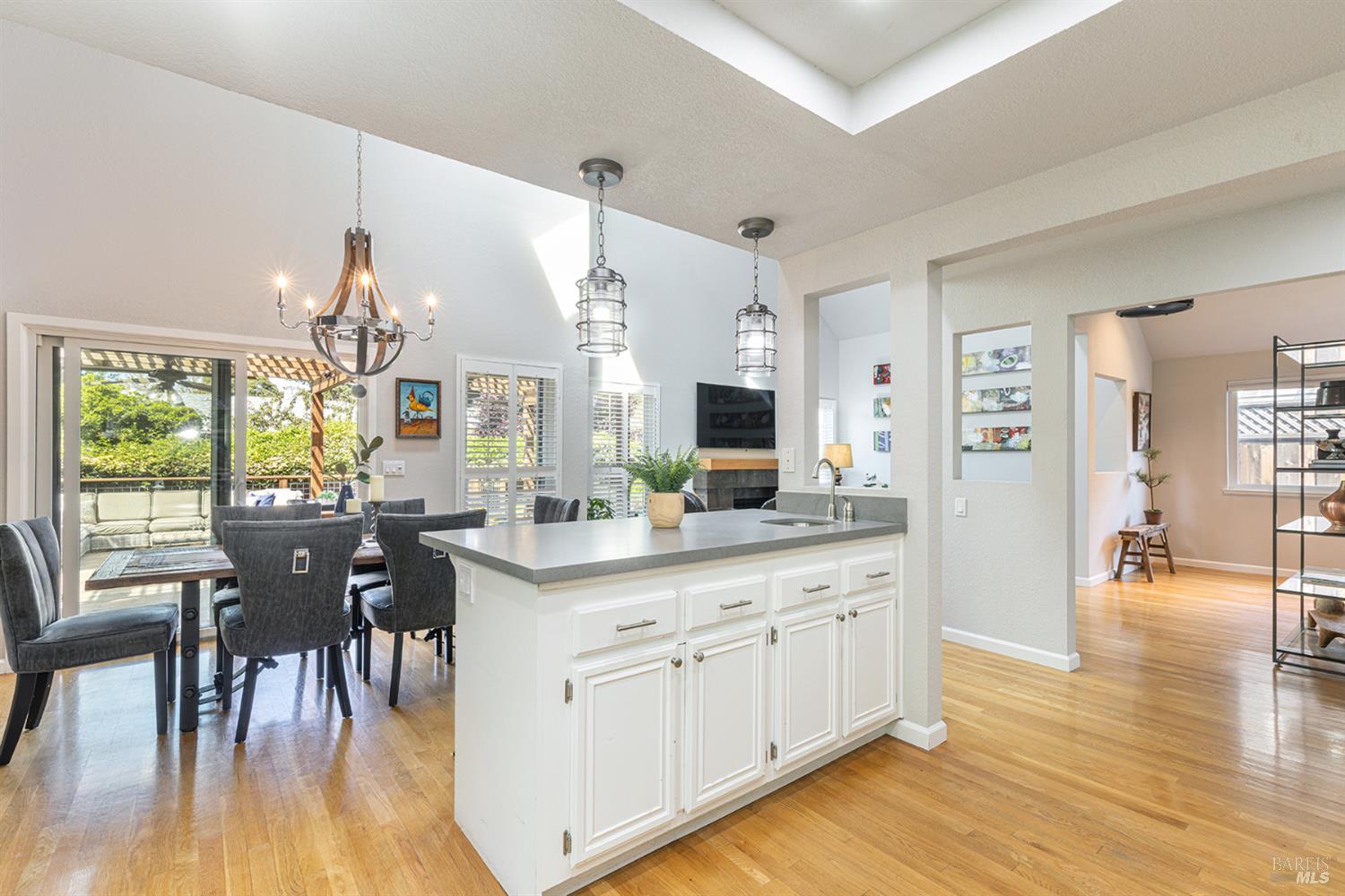 Detail Gallery Image 15 of 50 For 1922 Oak Cir, Yountville,  CA 94599 - 3 Beds | 2 Baths