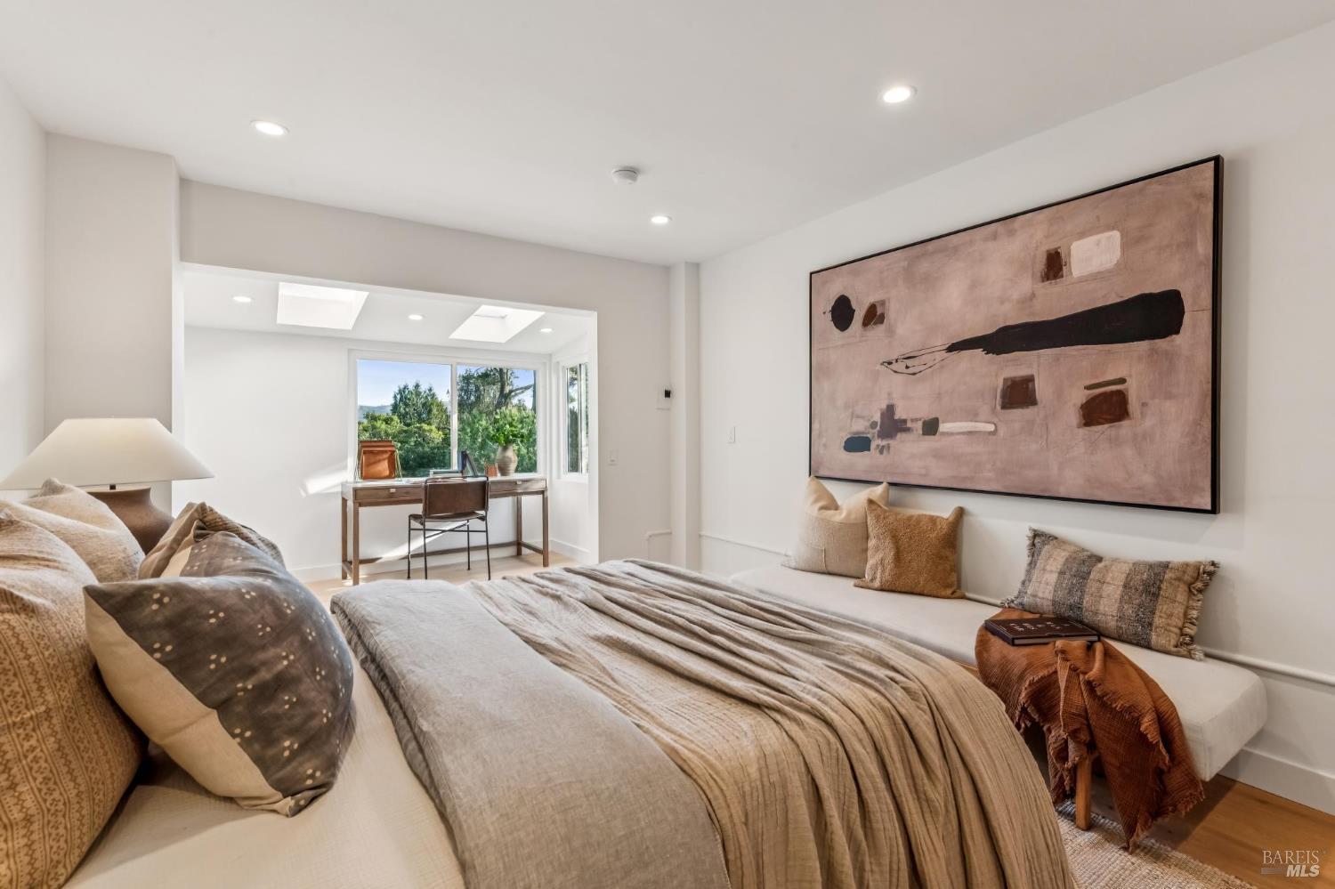 Detail Gallery Image 41 of 61 For 120 E Manor Dr, Mill Valley,  CA 94941 - 3 Beds | 3 Baths