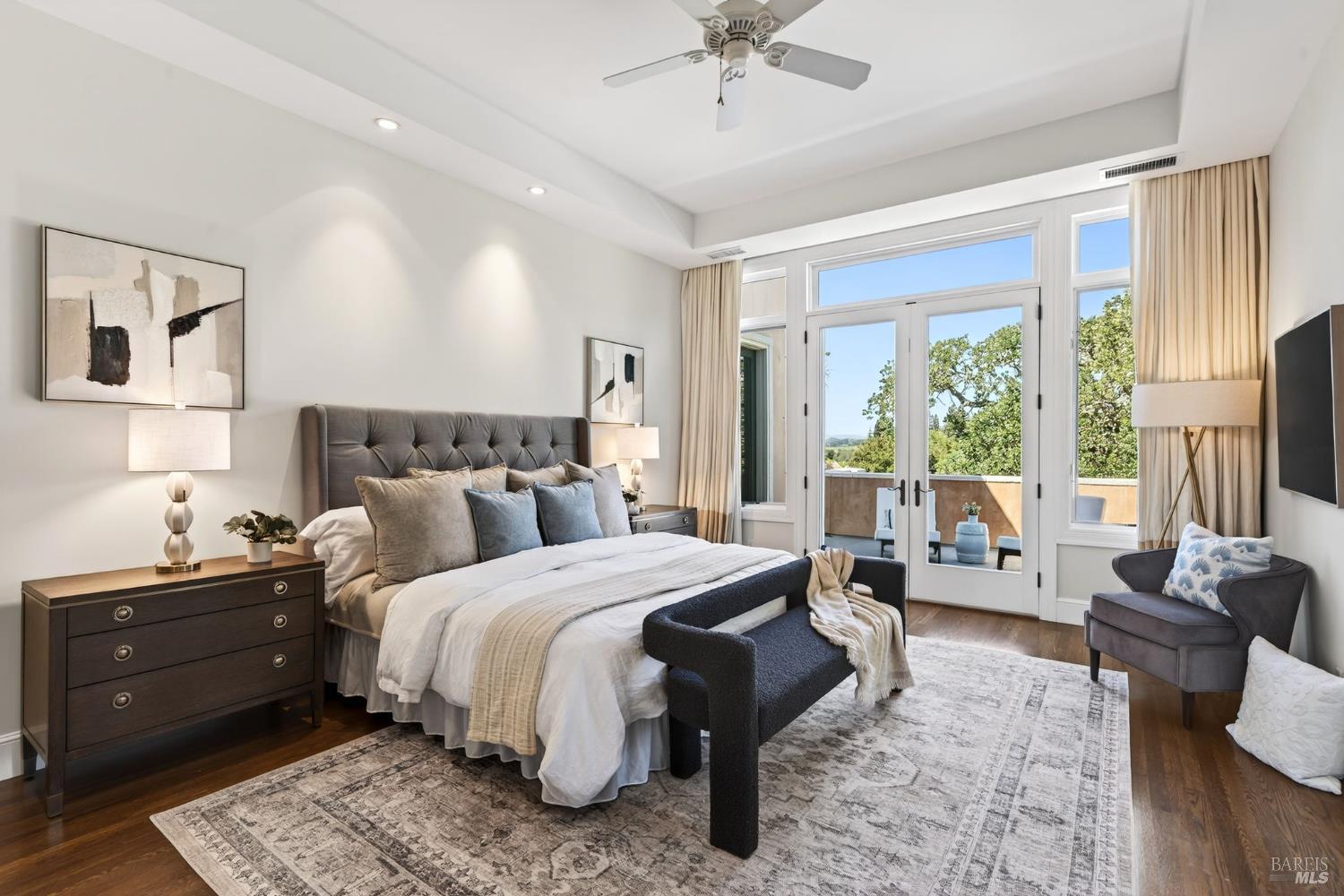 Detail Gallery Image 20 of 76 For 418 Saint Andrews Dr, Napa,  CA 94558 - 5 Beds | 4/2 Baths