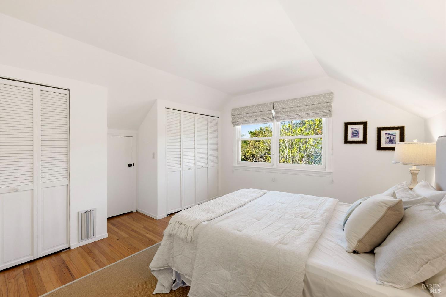 Detail Gallery Image 51 of 93 For 184 Cobblestone Dr, San Rafael,  CA 94903 - 4 Beds | 2 Baths