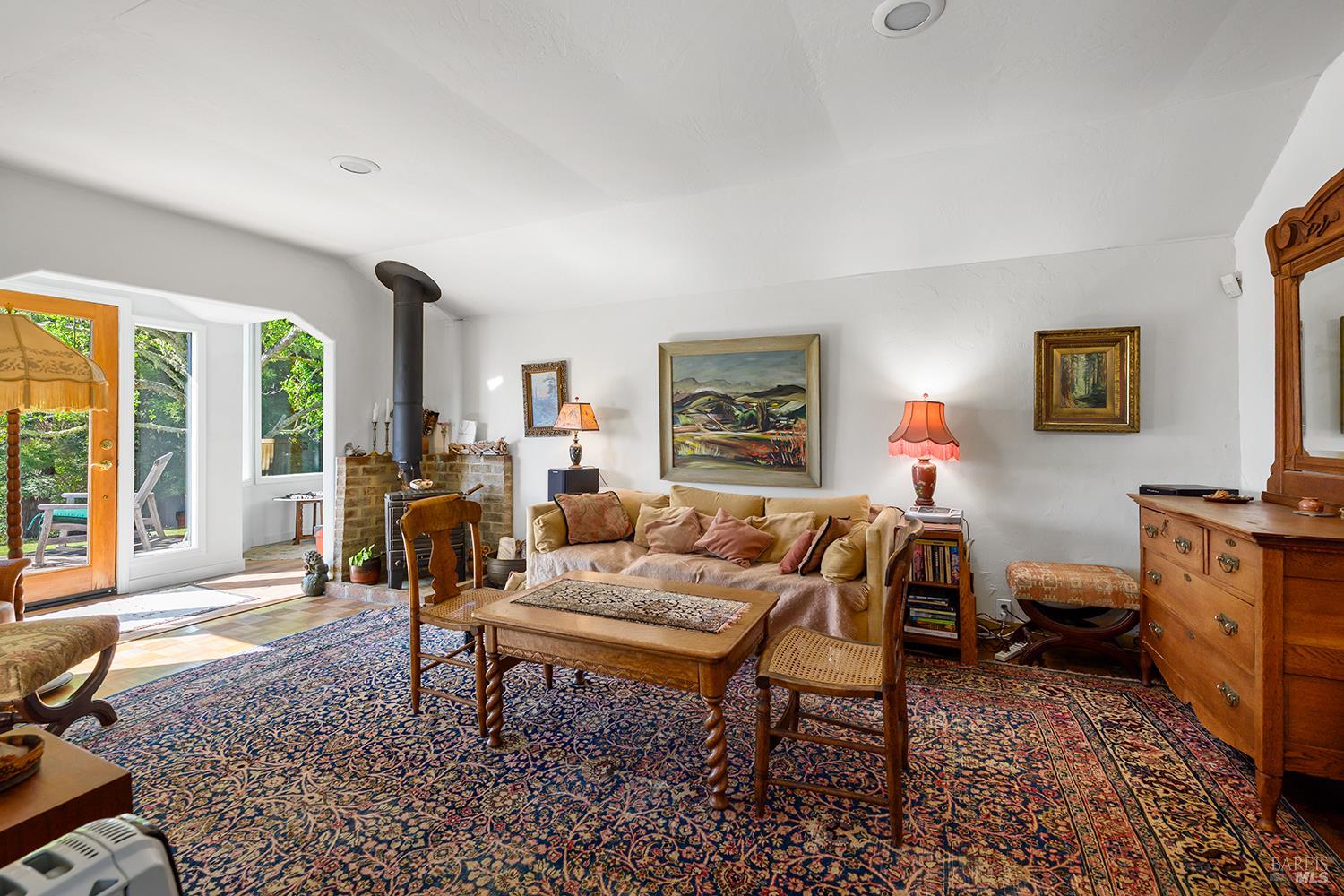 Detail Gallery Image 16 of 49 For 3580 Joy Rd, Occidental,  CA 95465 - 4 Beds | 2/2 Baths