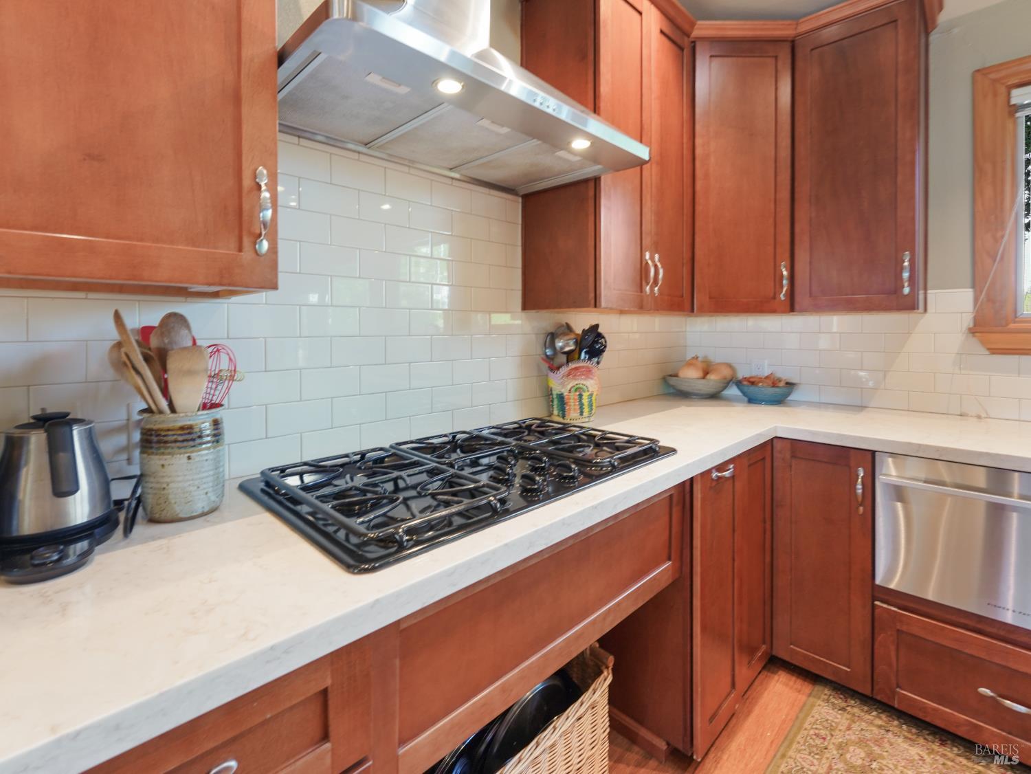 Detail Gallery Image 30 of 57 For 10463 Mill Station Rd, Sebastopol,  CA 95472 - 3 Beds | 2 Baths