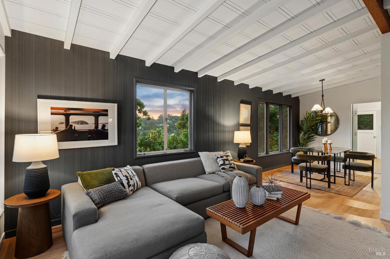 Detail Gallery Image 44 of 52 For 95 Ridge Rd, San Anselmo,  CA 94960 - 2 Beds | 1/1 Baths