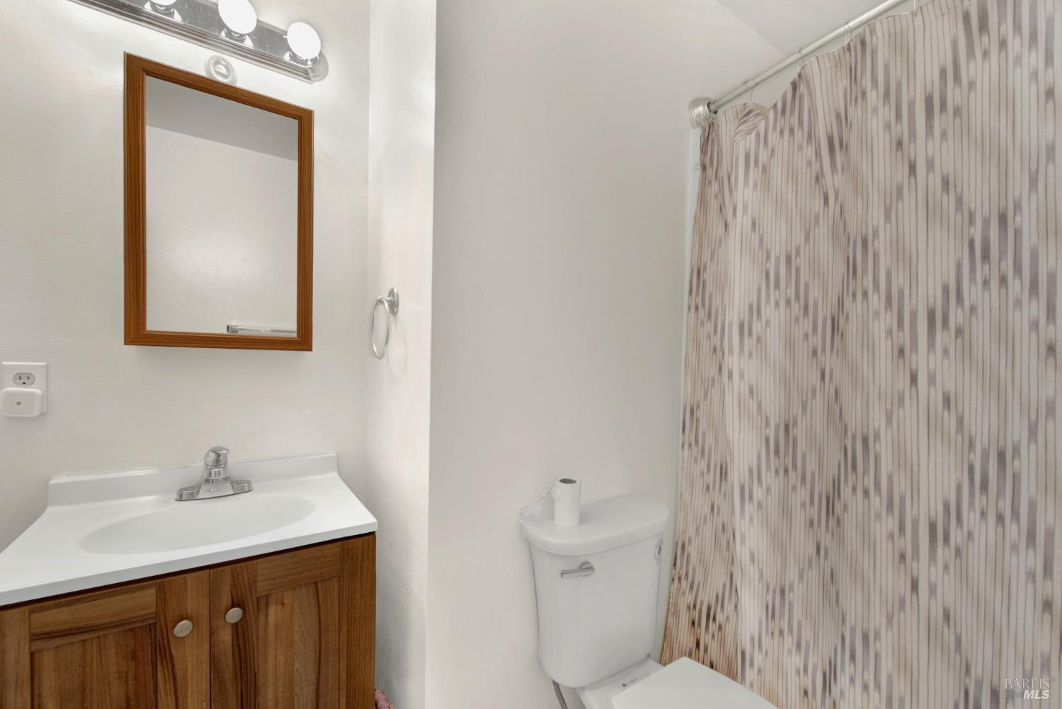 Detail Gallery Image 33 of 58 For 606 E Tennessee St, Fairfield,  CA 94533 - 3 Beds | 2 Baths