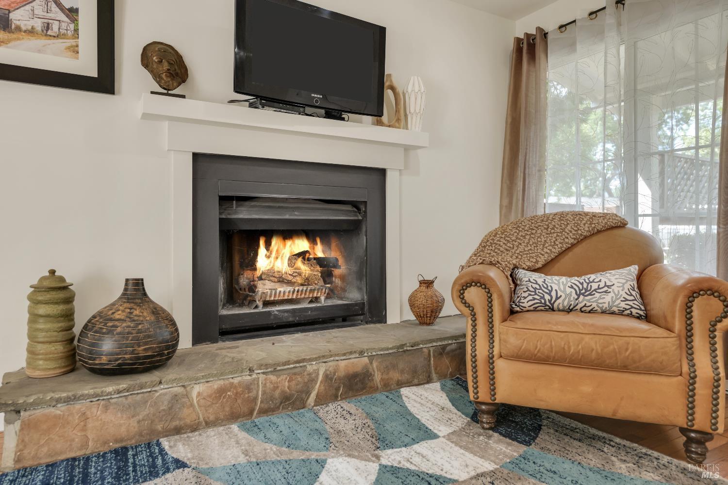 Detail Gallery Image 12 of 47 For 550 Thomson Ave, Sonoma,  CA 95476 - 2 Beds | 1 Baths