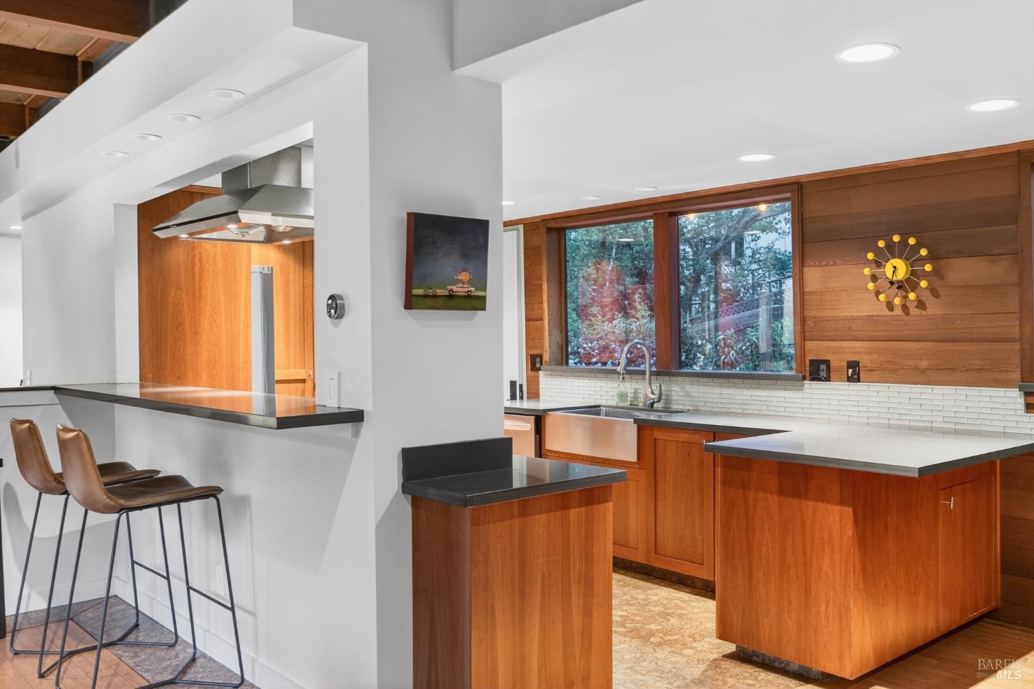 Detail Gallery Image 8 of 48 For 116 Hill Rd, Glen Ellen,  CA 95442 - 2 Beds | 2 Baths