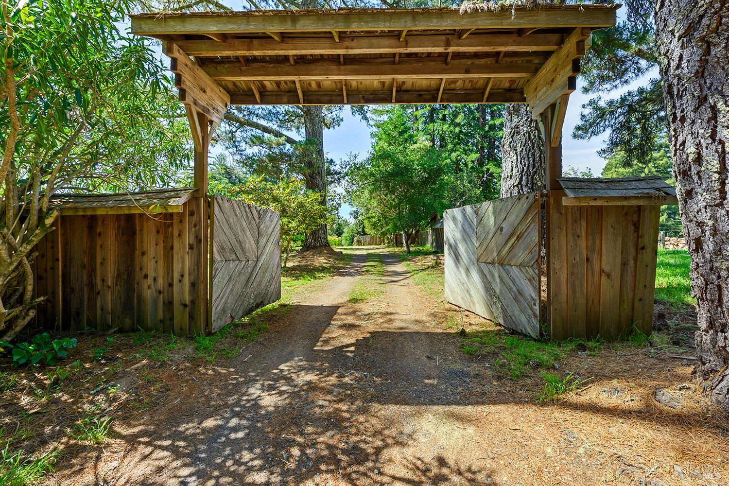 Detail Gallery Image 47 of 49 For 3580 Joy Rd, Occidental,  CA 95465 - 4 Beds | 2/2 Baths