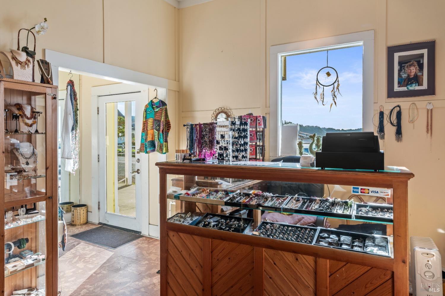 Detail Gallery Image 23 of 25 For 45070 Main St, Mendocino,  CA 95460 - 1 Beds | 1/1 Baths