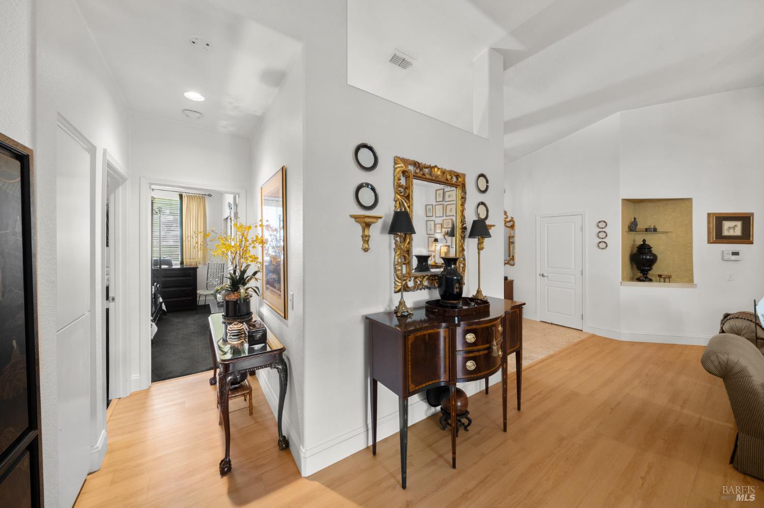 Detail Gallery Image 30 of 62 For 208 Mandarin Cir, Vacaville,  CA 95687 - 2 Beds | 2 Baths