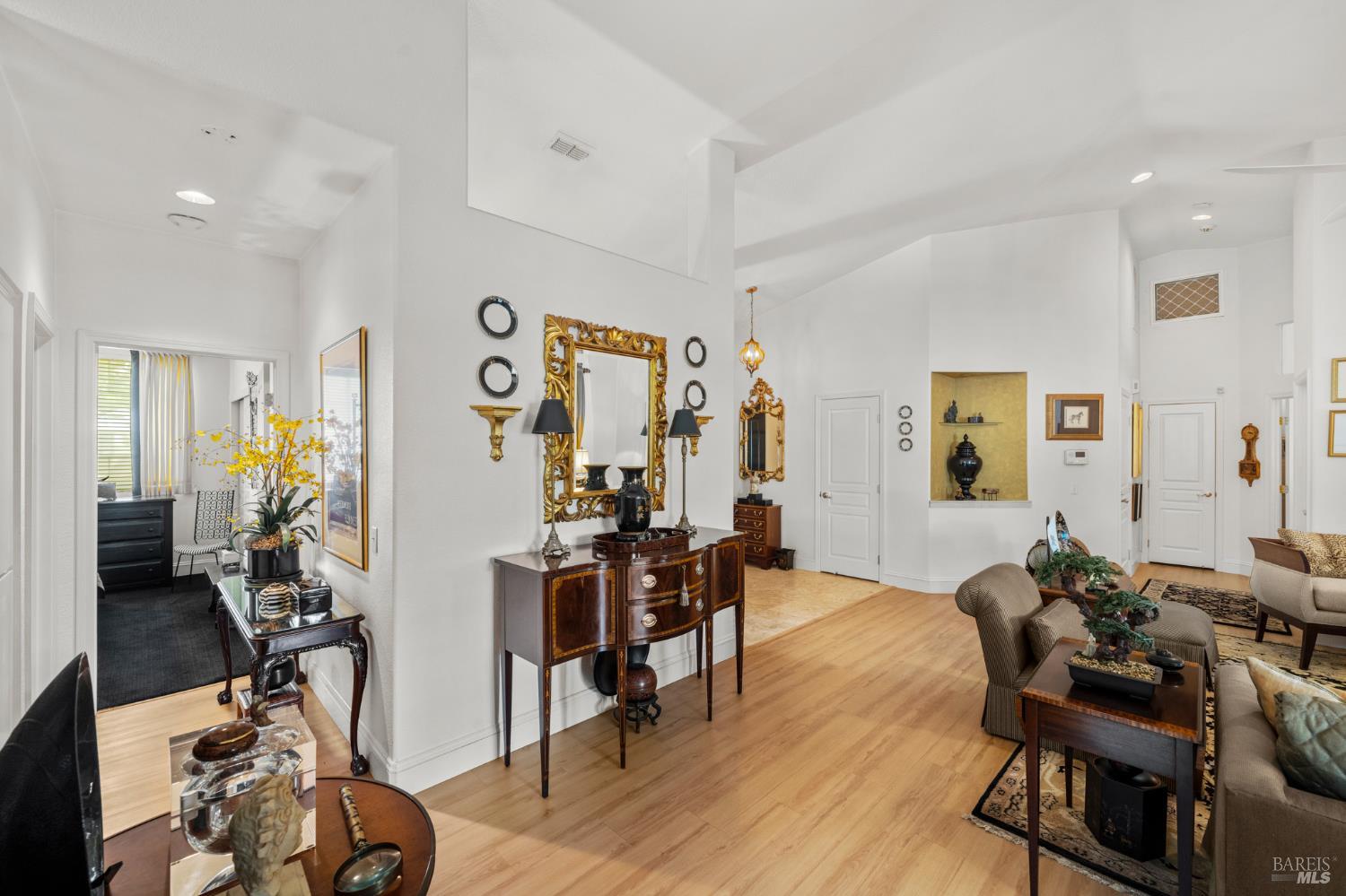 Detail Gallery Image 19 of 62 For 208 Mandarin Cir, Vacaville,  CA 95687 - 2 Beds | 2 Baths