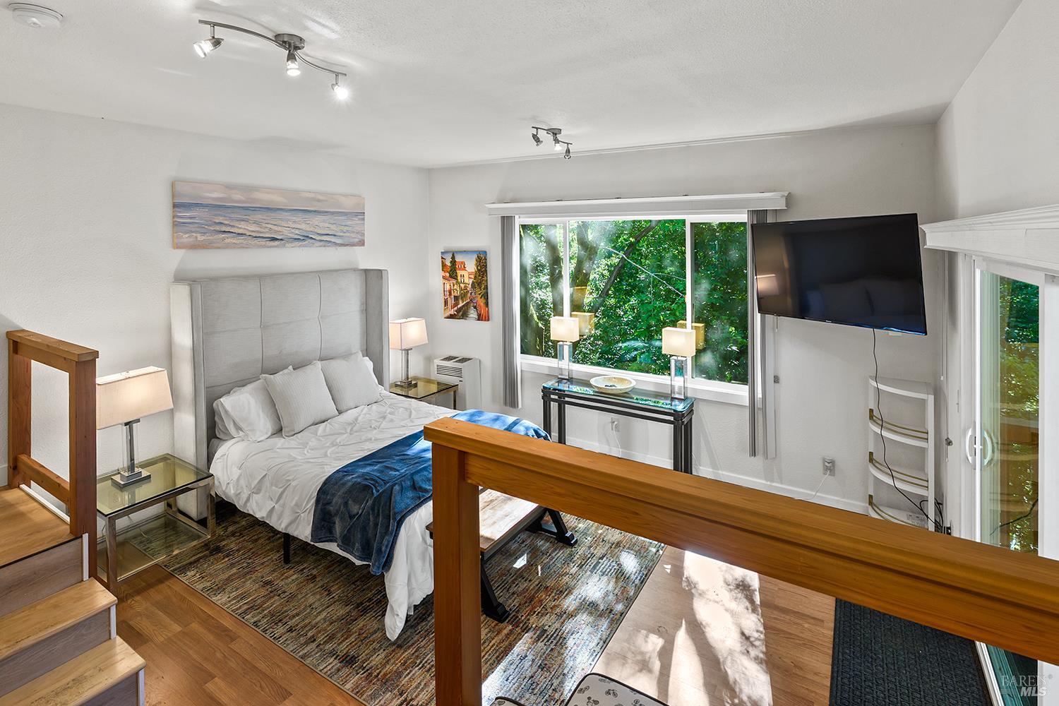 Detail Gallery Image 14 of 36 For 16017 Palo Alto Dr, Guerneville,  CA 95446 - 2 Beds | 2 Baths