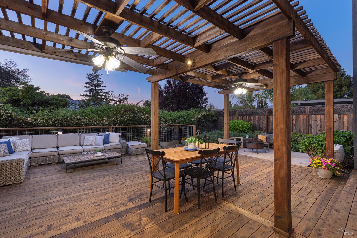 Detail Gallery Image 35 of 50 For 1922 Oak Cir, Yountville,  CA 94599 - 3 Beds | 2 Baths