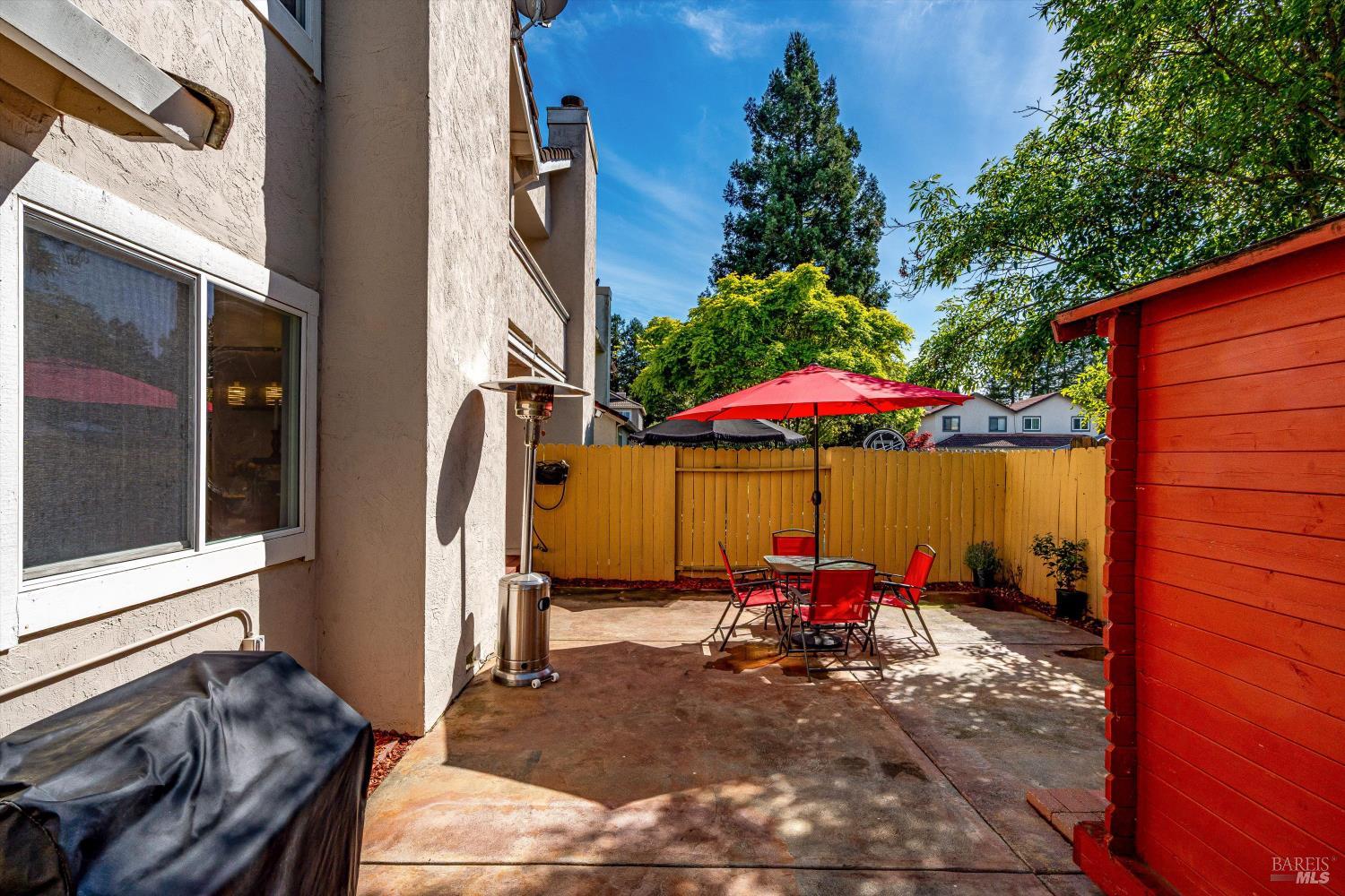 Detail Gallery Image 39 of 41 For 30 Fredrick Dr, Rohnert Park,  CA 94928 - 3 Beds | 2/1 Baths