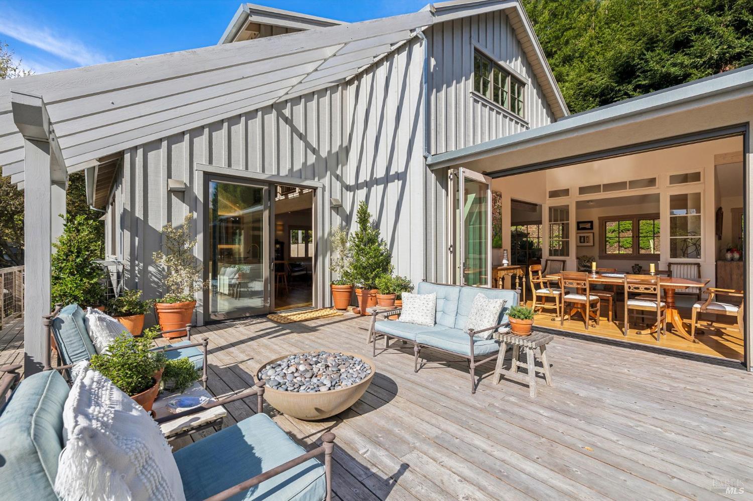 Detail Gallery Image 21 of 61 For 512 Browning Ct, Mill Valley,  CA 94941 - 4 Beds | 3 Baths