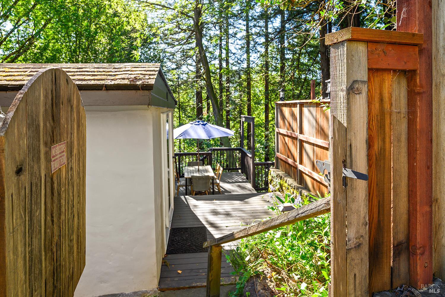 Detail Gallery Image 30 of 36 For 16017 Palo Alto Dr, Guerneville,  CA 95446 - 2 Beds | 2 Baths