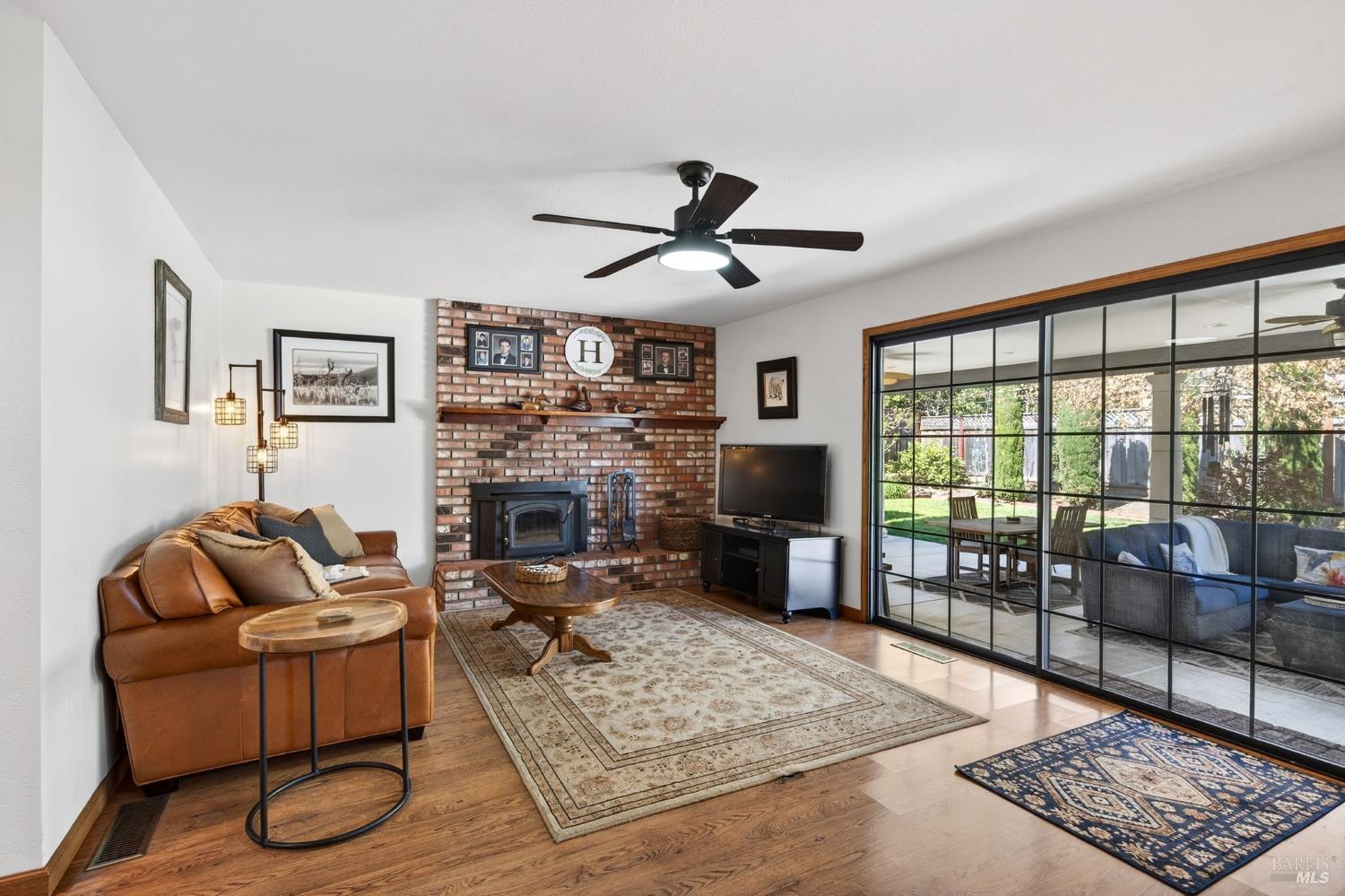 Detail Gallery Image 16 of 53 For 3406 Deerfield Ct, Napa,  CA 94558 - 4 Beds | 3 Baths