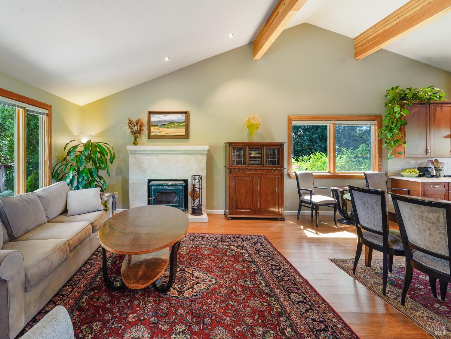 Detail Gallery Image 8 of 57 For 10463 Mill Station Rd, Sebastopol,  CA 95472 - 3 Beds | 2 Baths