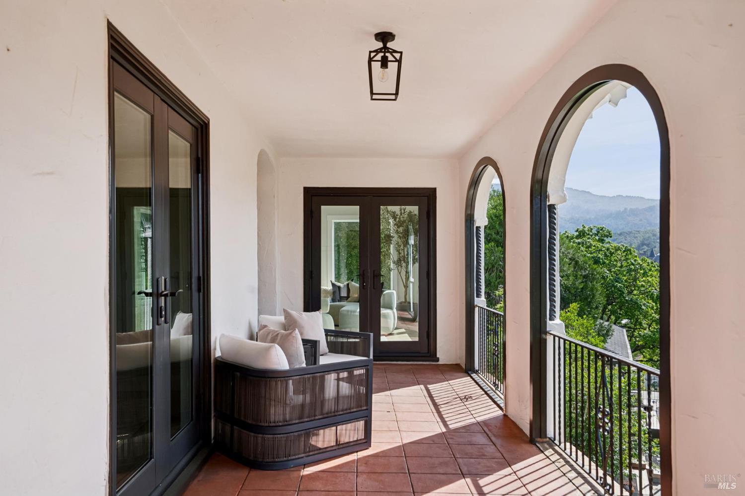 Detail Gallery Image 5 of 93 For 88 Lincoln Park Unkn, San Anselmo,  CA 94960 - 4 Beds | 4/1 Baths