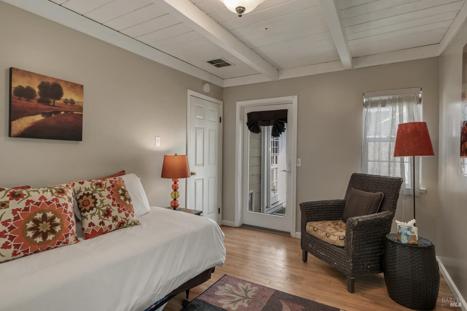 Detail Gallery Image 34 of 47 For 550 Thomson Ave, Sonoma,  CA 95476 - 2 Beds | 1 Baths
