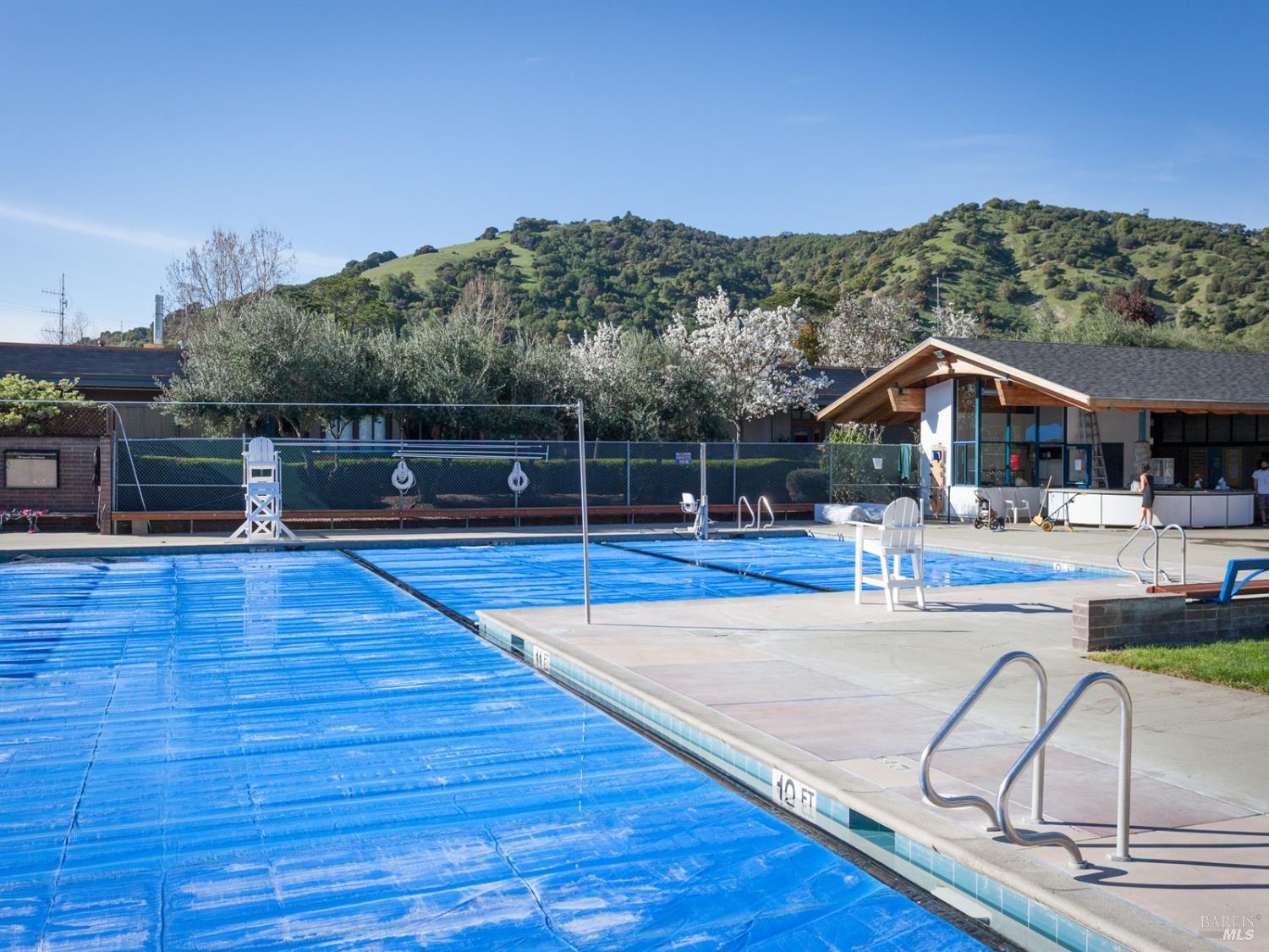 Detail Gallery Image 82 of 93 For 184 Cobblestone Dr, San Rafael,  CA 94903 - 4 Beds | 2 Baths