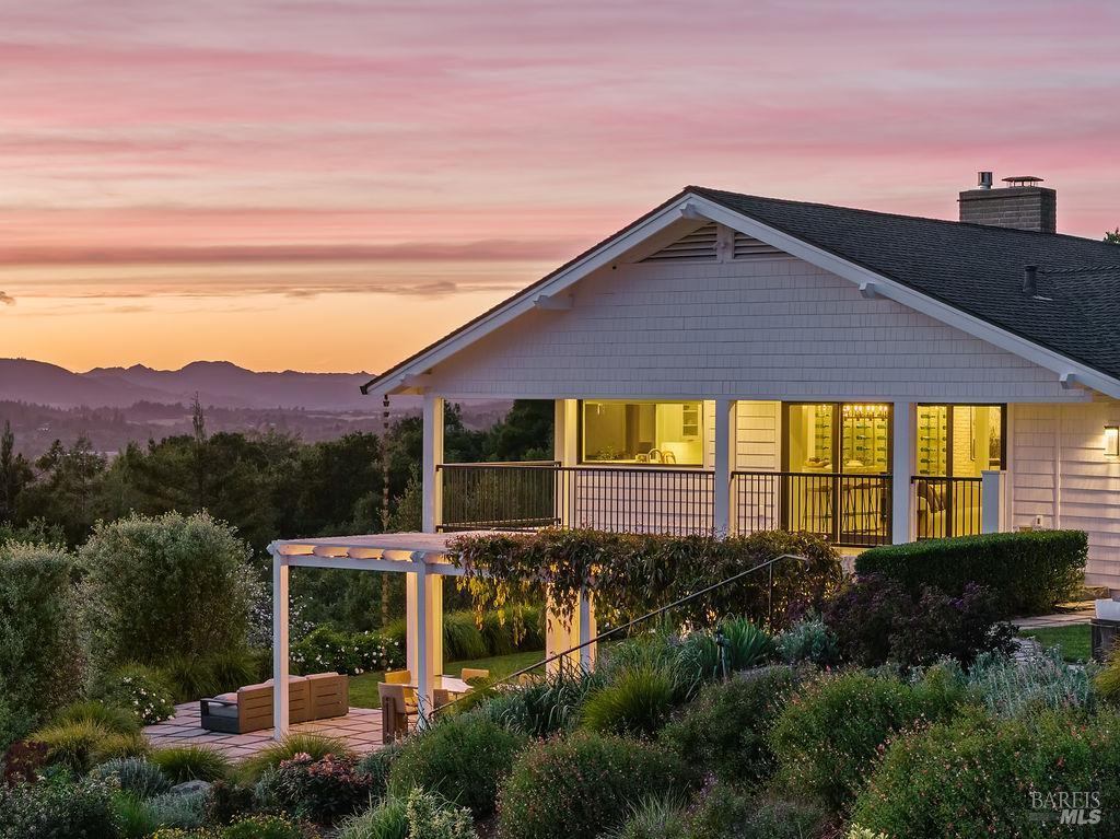 Detail Gallery Image 64 of 90 For 775 Benjamin Way, Healdsburg,  CA 95448 - 4 Beds | 3/2 Baths