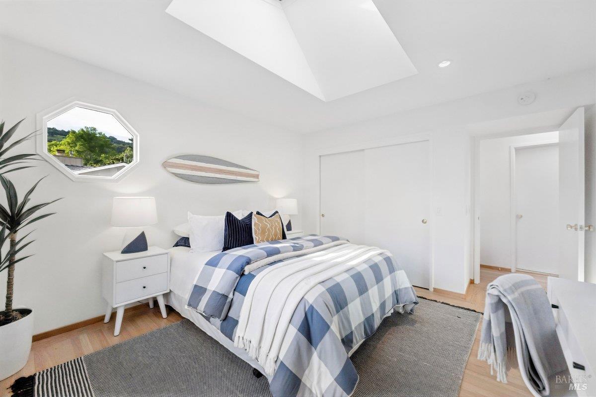 Detail Gallery Image 37 of 76 For 42 Underhill Rd, Mill Valley,  CA 94941 - 3 Beds | 2/1 Baths