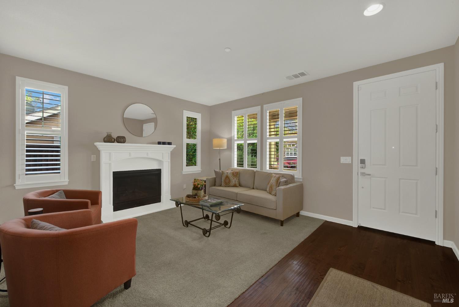 Detail Gallery Image 10 of 82 For 18 Riverton Ct, Napa,  CA 94558 - 4 Beds | 2/1 Baths