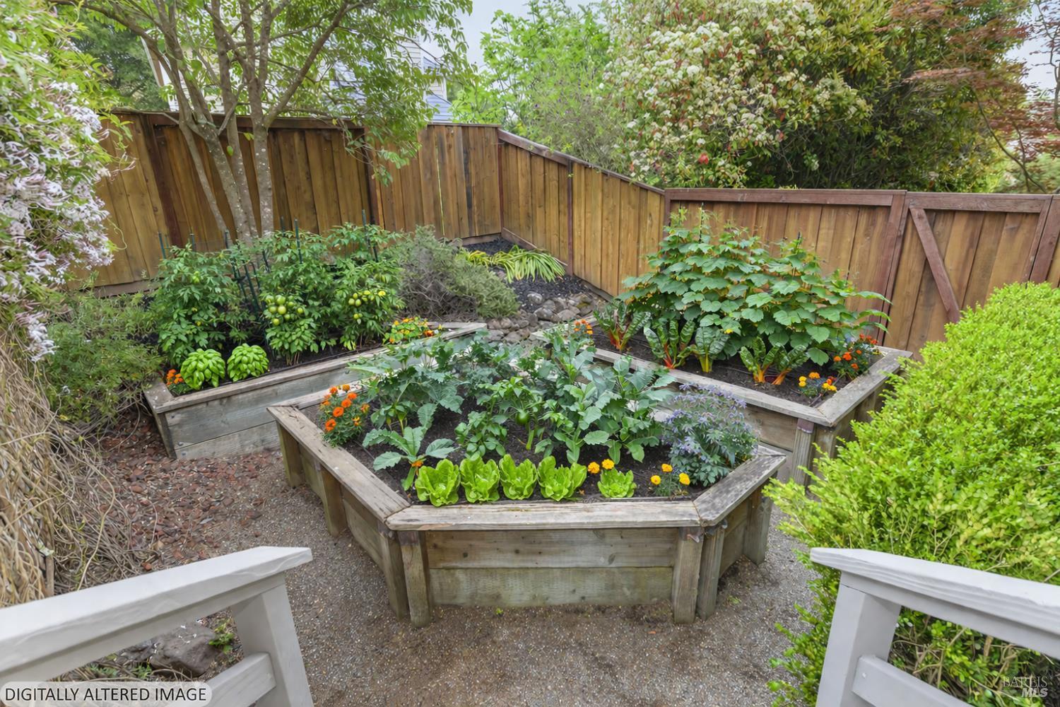 Detail Gallery Image 41 of 45 For 493 Fieldstone Dr, Novato,  CA 94945 - 4 Beds | 3 Baths