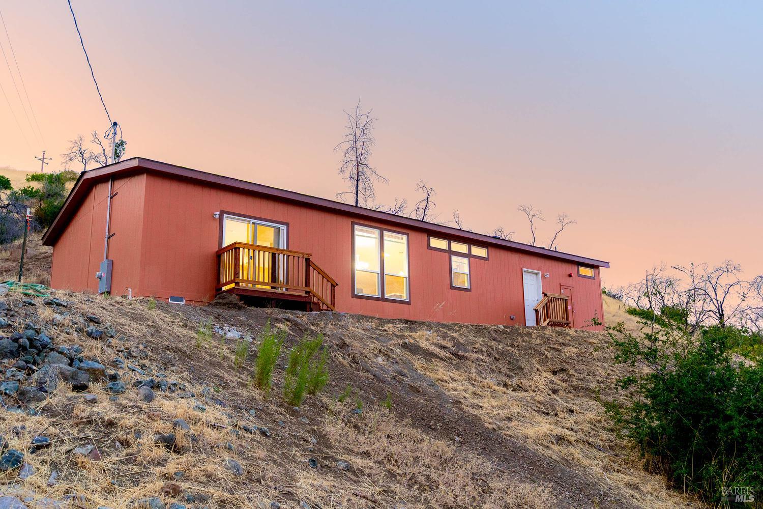 Detail Gallery Image 6 of 34 For 4101 Berryessa Knoxville Rd, Napa,  CA 94558 - 3 Beds | 2 Baths