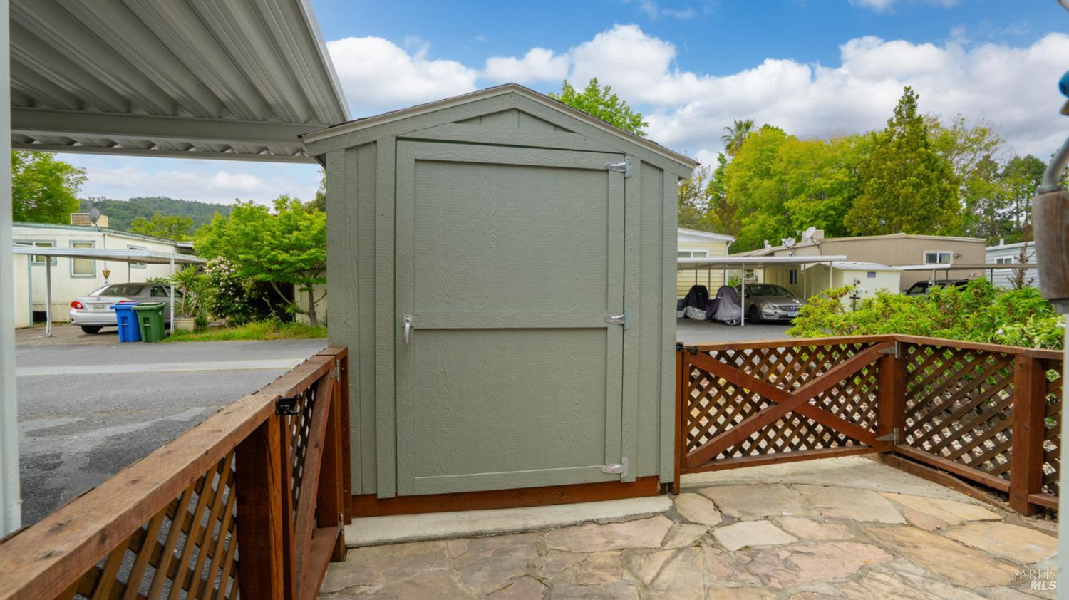 Detail Gallery Image 34 of 44 For 204 Barcelona Ave, Novato,  CA 94949 - 2 Beds | 2 Baths