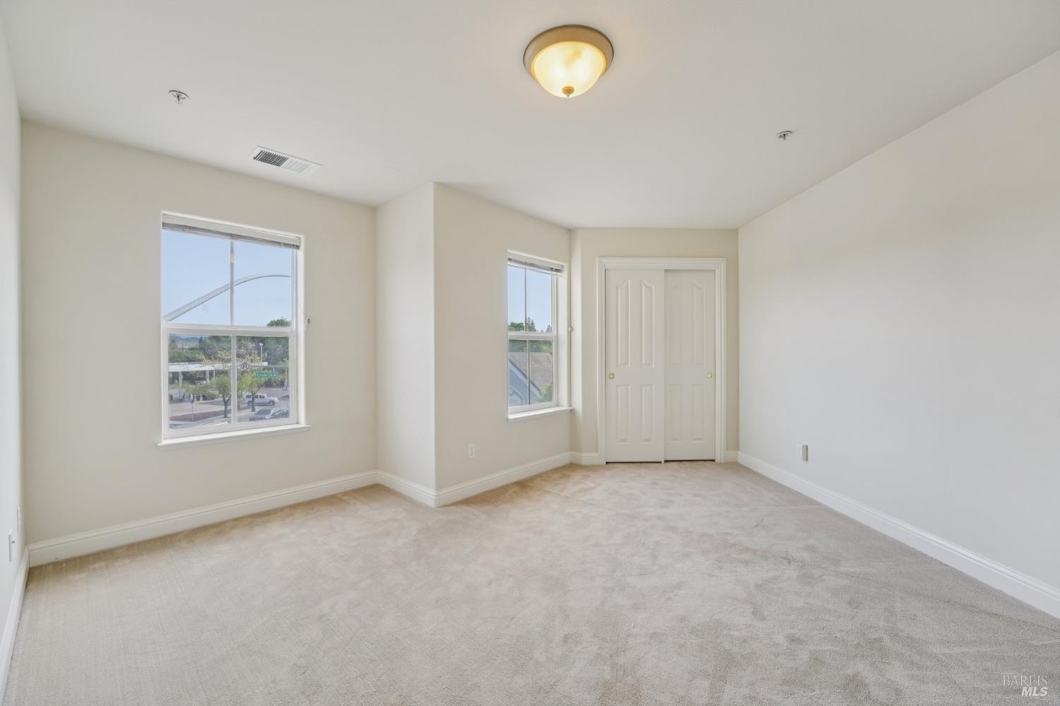 Detail Gallery Image 23 of 45 For 43 Johnson St, Windsor,  CA 95492 - 3 Beds | 2/1 Baths