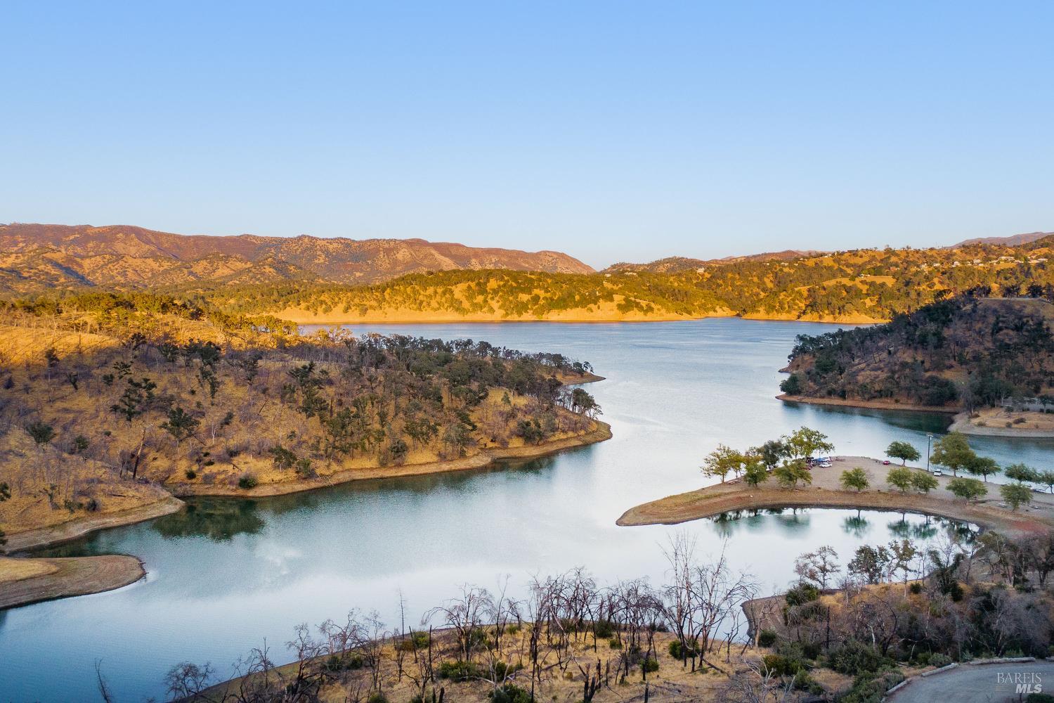 Detail Gallery Image 7 of 34 For 4101 Berryessa Knoxville Rd, Napa,  CA 94558 - 3 Beds | 2 Baths