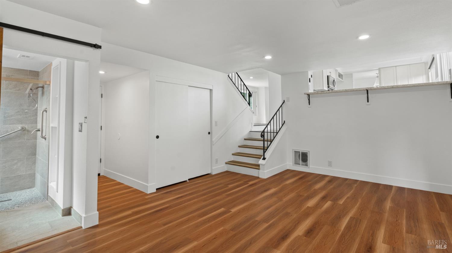 Detail Gallery Image 26 of 54 For 287 N Alamo Dr, Vacaville,  CA 95688 - 4 Beds | 2/1 Baths