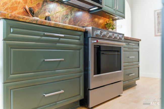 Detail Gallery Image 23 of 50 For 10 Catalpa Ave #7,  Mill Valley,  CA 94941 - 2 Beds | 1 Baths